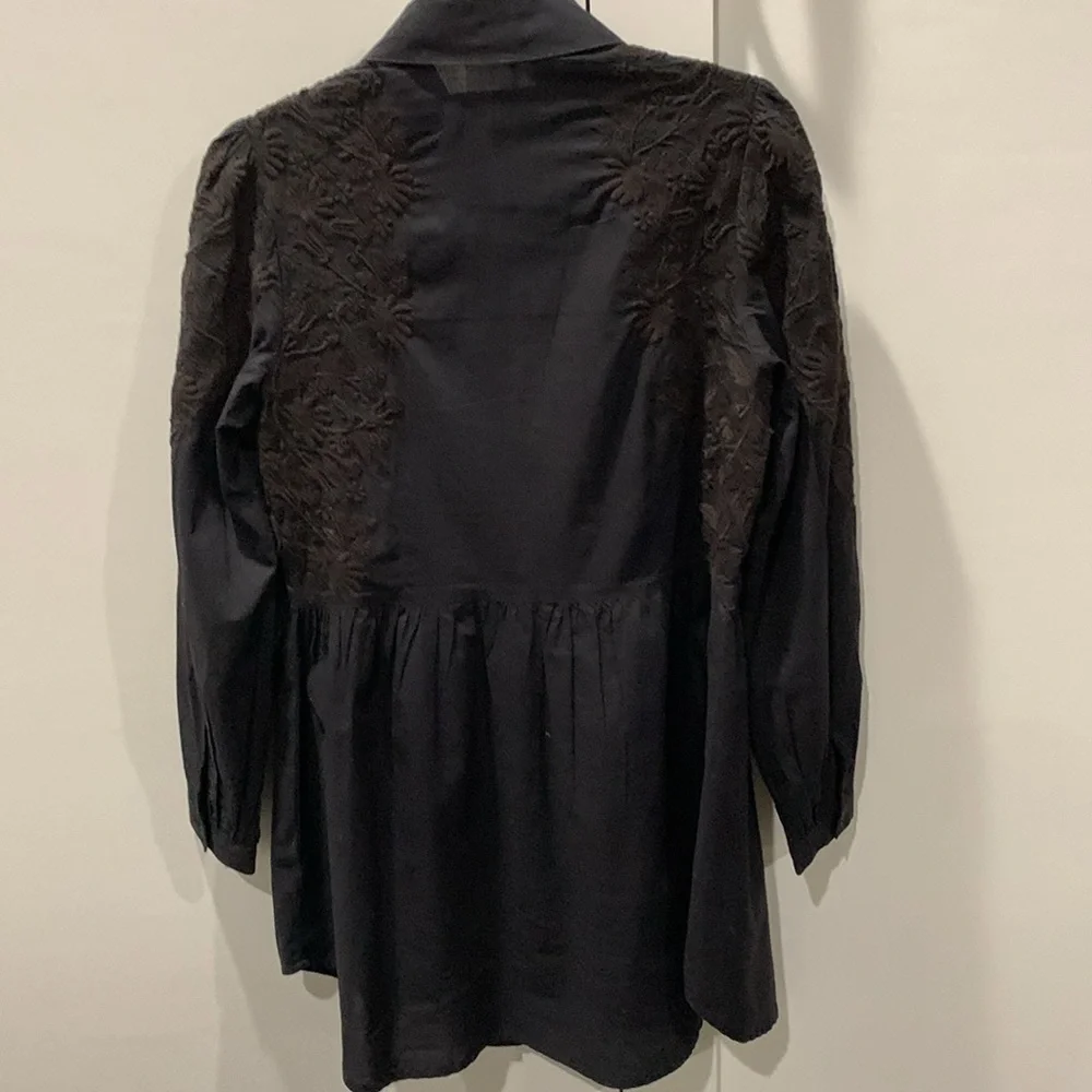 Double D Ranch Black on Black Embroidered Blouse - Picture 4 of 7